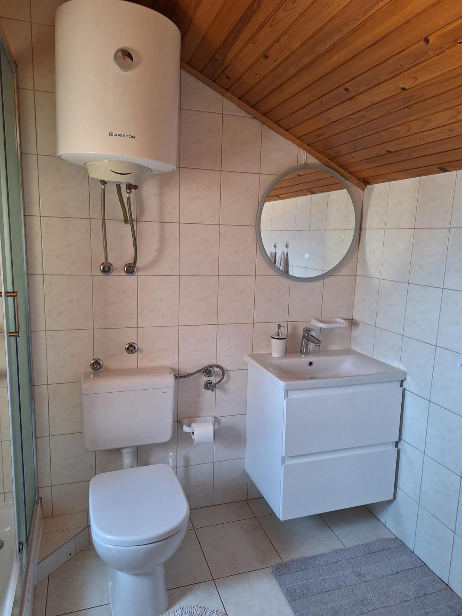 Apartmani Mila Podstrana Bagian luar foto