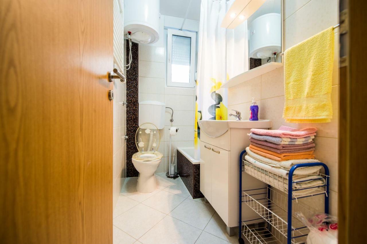 Apartmani Mila Podstrana Bagian luar foto
