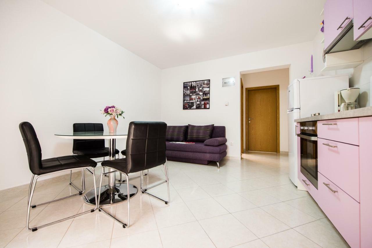 Apartmani Mila Podstrana Bagian luar foto
