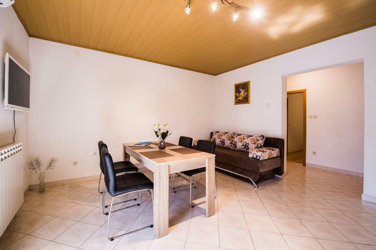 Apartmani Mila Podstrana Bagian luar foto